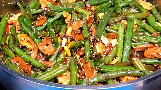 שעועית ירוקה מוקפצת בריאה Healthy green beans פרווה טבעוני מטבח בקלי קלות ליהי קרויץ (ליהי קרויץ - מטבח בקלי קלות) - התמונה מוצגת ישירות מתוך אתר האינטרנט יוטיוב. זכויות היוצרים בתמונה שייכות ליוצרה. קישור קרדיט למקור התוכן נמצא בתוך דף הסרטון