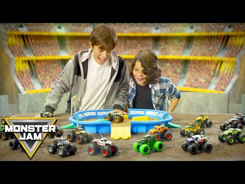Monster Dirt Arena and Grim Take Down Playset | :30 Split commercial | Monster Jam
