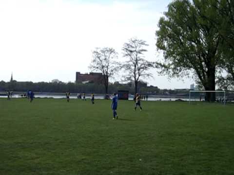 Raderthal Kickers 26 Spieltag - Spielszene