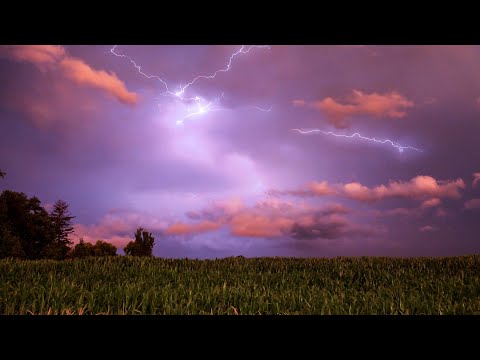 Freaky Storm at Sunset With Vivid Lightning, Waverly, MN - 7/26/2022