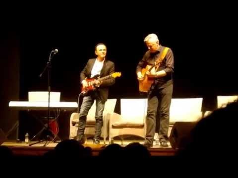 Dodi Battaglia e Tommy Emmanuel eseguono Vale - Milano, 09.05.2015