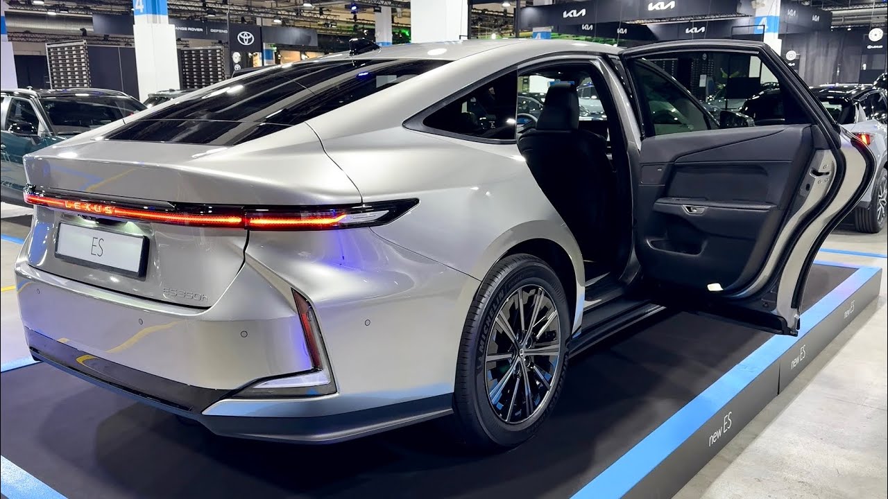 New LEXUS ES 2026 - PRACTICALITY test, SKI HATCH, AC ...