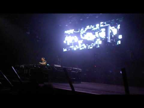 Tiesto @ Get no sleep (2) - live O2 Arena Berlin - 09.09.2011 - Zero 76