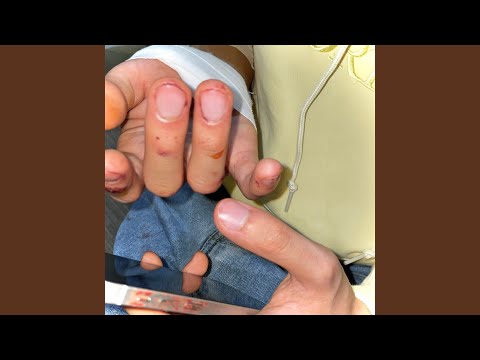 Video thumbnail for ​a piano boy skit