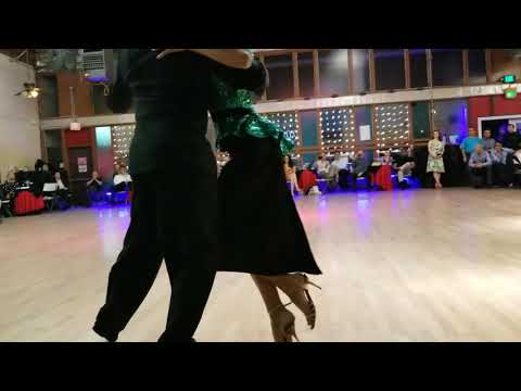 Yesica Esquivel & Ariel Leguizamon - performance at La Milonga de Nora on June 8, 2019 (1 of 3)