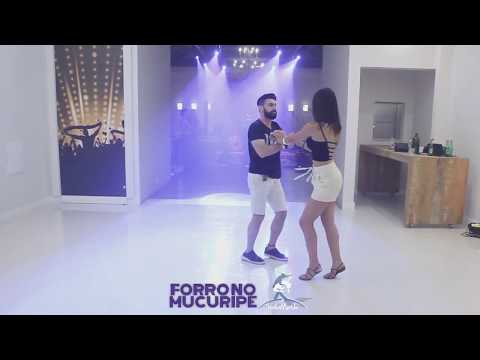 Baila Mundo - Mara Figueiredo e Marcos Paulo (Forró do Mucuripe)