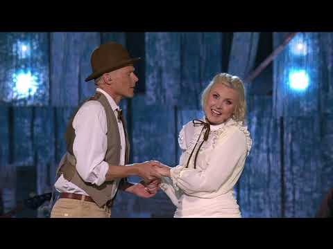 Elisa Lindström joddlar loss i ”Country yodel” - Stjärnornas Stjärna TV4