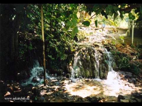 download lagu mp3 mp4 Esmero, download lagu Esmero gratis, unduh video klip Esmero