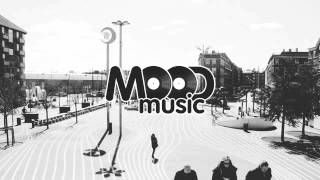 Julio Bashmore  - Holding On