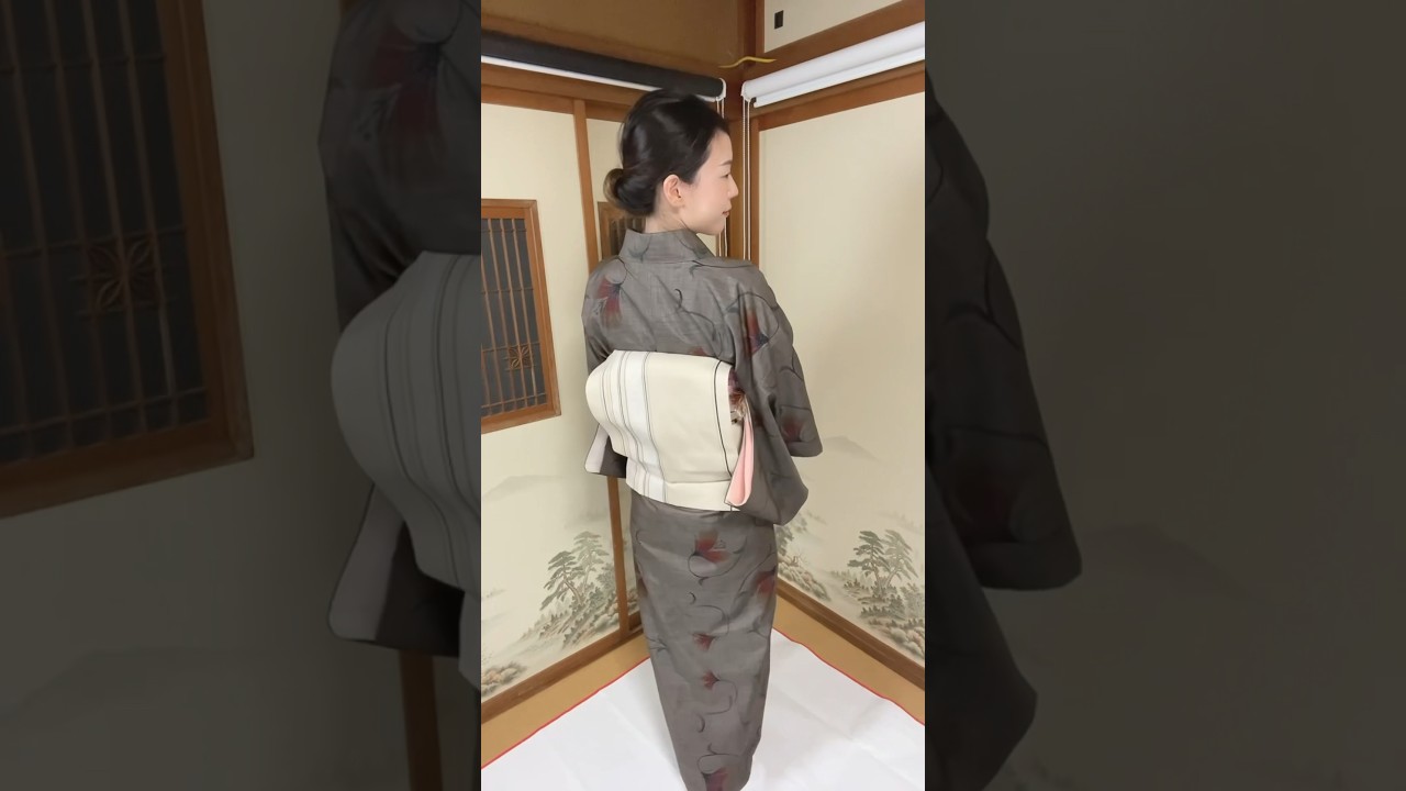 Kimono hidden layers👘 #kimono #japan #somethingjapan