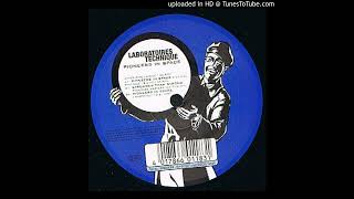 Laboratoires Technique - Pioneers In Space (1997)
