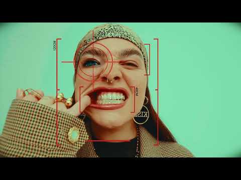 WILLOW - Carly Gibert