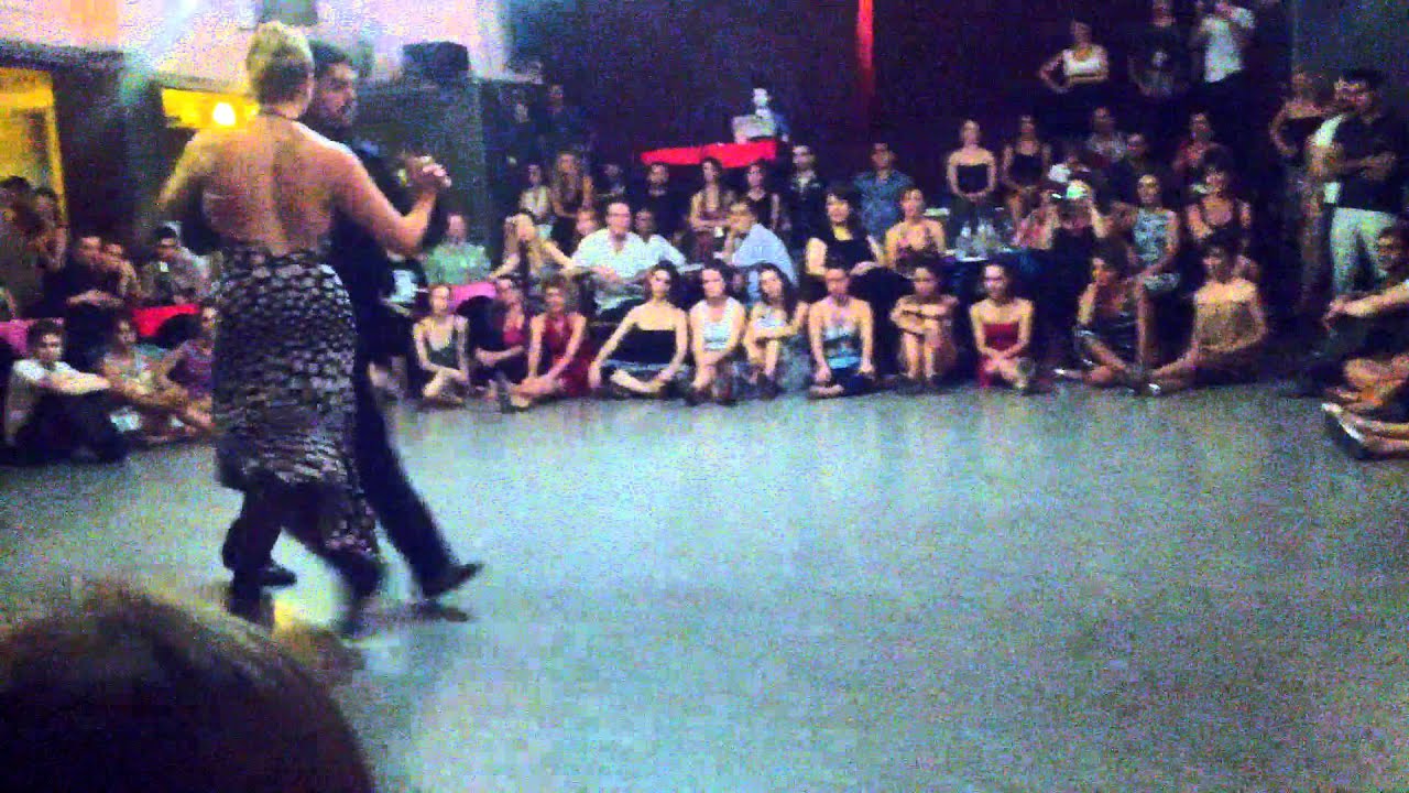 Ariadna Naveira & Fernando Sánchez, 'Una noche de garufa' (Tanturi)