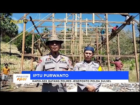 POLSEK BATANG BERSAMA WARGA GOTONG ROYONG MEMBANGUN RUMAH