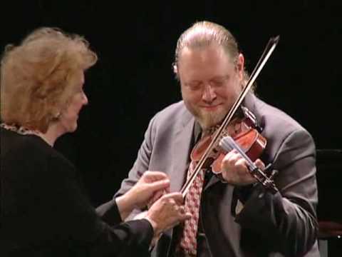 Shirley Givens plays Fiddlesticks with Kevin Wimmer Live