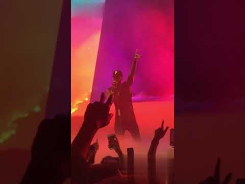 Bryson Tiller - lonely christmas (Official Video) ft. Justin Bieber, Poo Bear