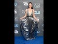 Critics Choice Awards 2018 Gal Gadot Dazzles As She Flaunts Cleavage In Plunging Gown