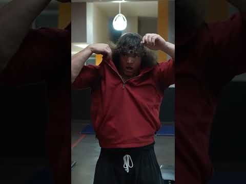 Sam Sulek Asks For Help To Remove Pump Cover | Winter Bulk Day 22 - Arms #shorts #samsulek #fitness