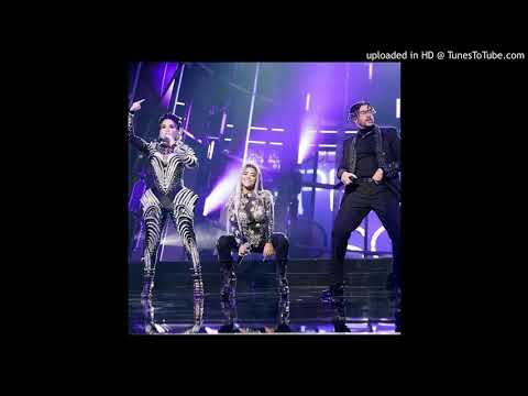 Bad Bunny x Nesi x Ivy Queen - Yo Perreo Sola Remix (Audio Oficial)