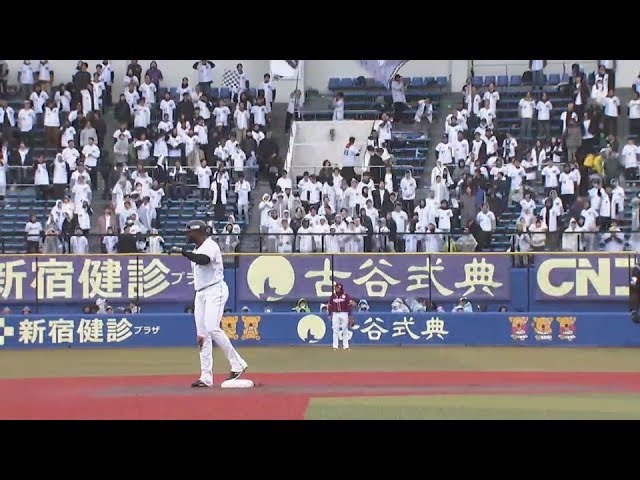 【1回裏】雨を切り裂く鋭い打球!! マリーンズ・ポランコ ライトフェンス直撃のタイムリー2ベースで先制!! 2025年3月19日 千葉ロッテマリーンズ 対 東北楽天ゴールデンイーグルス