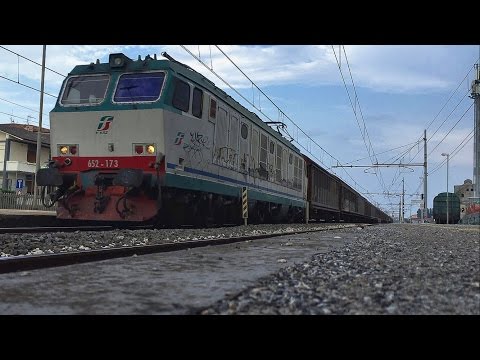 E652.173 + ''H'' a 2 & 4 Assi [Bicocca - Bologna S.D.], in transito a Fano.