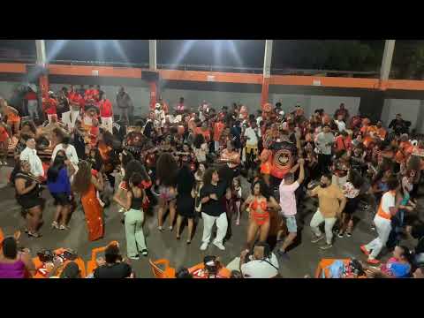 -Bateria Laranja Mecânica & Alexandre Belo - Aldeia de Okarimbé e Se papai Gira