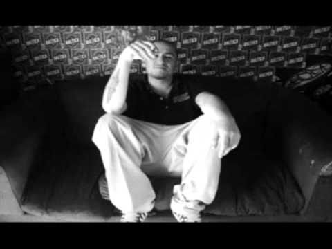 CHR Ft. Mago Boss & DJ Acres - 20 barrio de pie (2011)