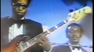 Voices Of East Harlem feat. Jerry Jemmott, Run Shaker Life