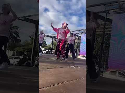 Plaza San Martín en las calles de Trenque lauquen pcia bs as argentina zumba a full