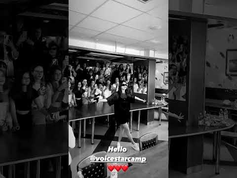 Roxie śpiewa Miasto na Voice Star Camp 🎸