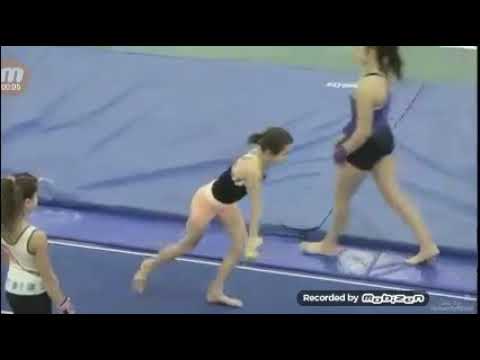 Annie FALLS OF BEAM AND GETS HURT😣😣😣😨😨😨😨