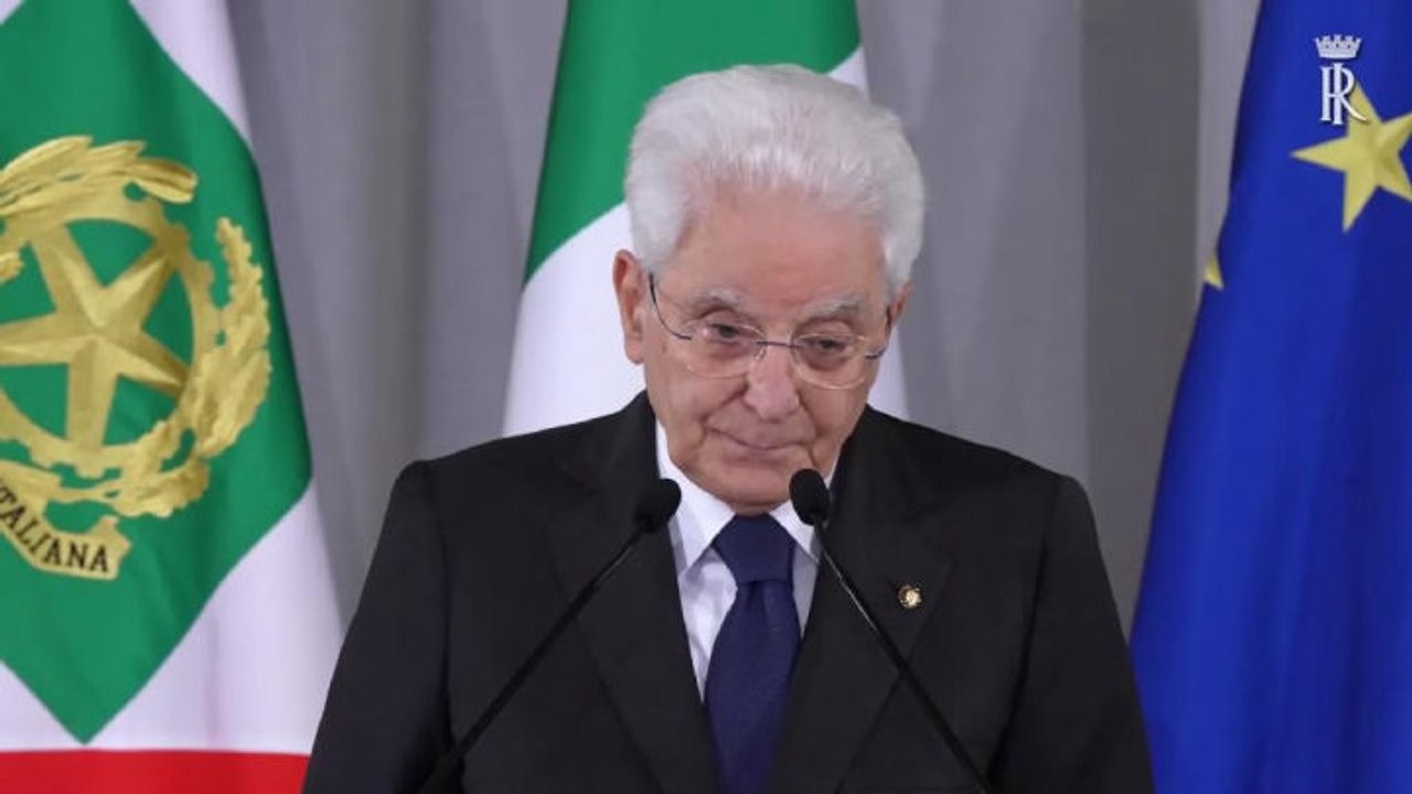 Mattarella cita Papa Leone: Basta con la logica dell'emergenza sui migranti
