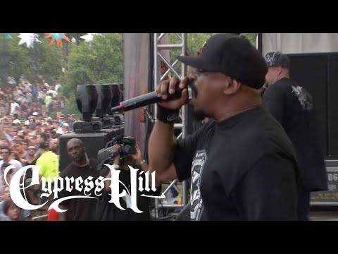 Cypress Hill - "When the Shit Goes Down" (Live at Lollapalooza 2010)