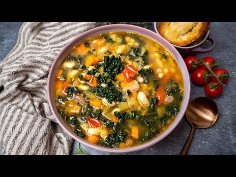 Tuscan White Bean and Kale Soup Ribollita