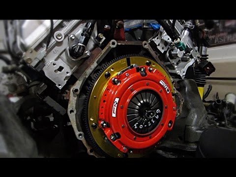 2003 MUSTANG COBRA McLEOD FLYWHEEL AND RXT CLUTCH INSTALL!