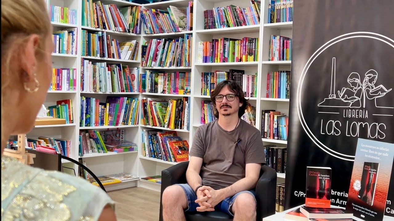 El galardonado escritor Claudio Cerdán presenta su último libro, El hombre sin rostro, en Librería Las Lomas de Águilas