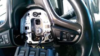 Gen 1 Chevy Volt - Steering Wheel Removal