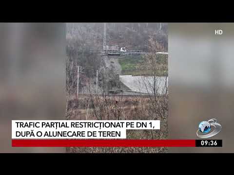 Restricţii pe DN1, după o alunecare de teren în zona Comarnic. Avertismentul poliţiştilor