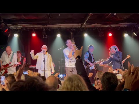 R.E.M. reunite: "Pretty Persuasion" with Michael Shannon, Jason Narducy & Friends @ 40 Watt Club