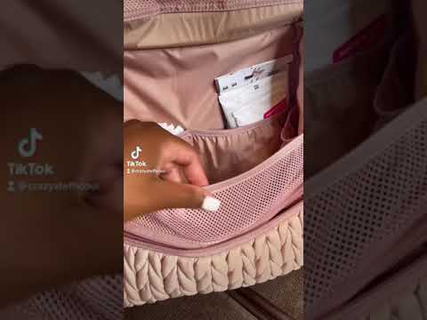 WHAT’S IN MY NEWBORN’S DIAPER BAG