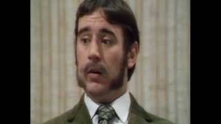 Monty Python - Man Who Contradicts People