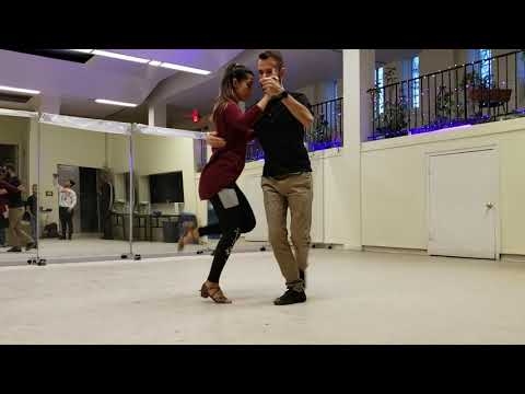 Gui & Kelly Samba demo at District Zouk