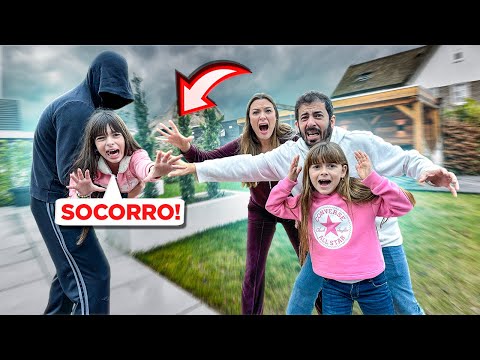 O ESTRANHO PEGOU A LAURINHA