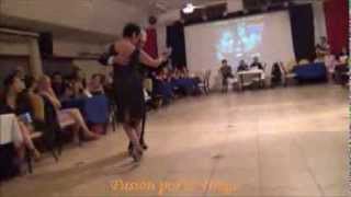 ELINA ROLDAN y RICARDO MACEIRAS El Pibe Sarandi Bailando TANGO MILONGA en el CLUB de ARQUITECTURA