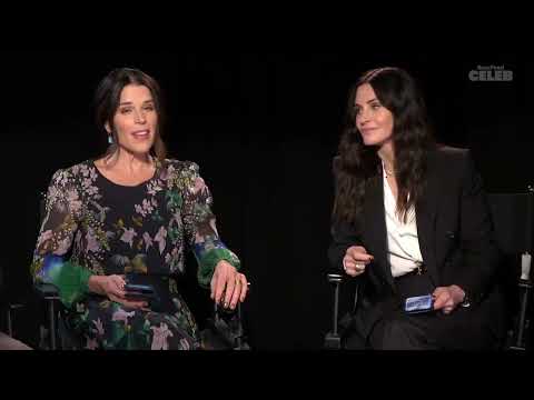 Neve Campbell says Neve Campbell