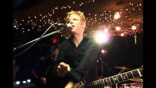 Spoon &quot;The Way We Get By&quot; (live 10.23.2002)