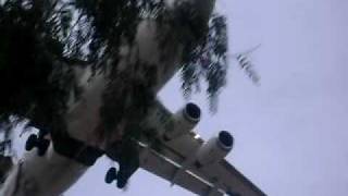 preview picture of video 'TAM Militar landing jorge wilstermann intl'