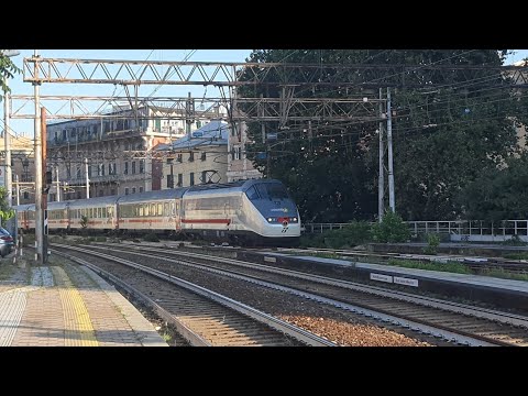 IC 675 Milano Centrale - Ventimiglia, E.414 ICS ed E.414 "Elemental" in transito a Ge. Sampierdarena