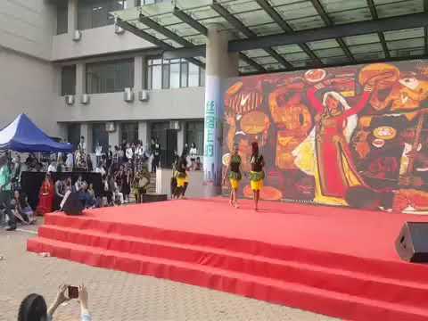 NEW Island dance perform by Papua New Guinea students in Beijing,China.