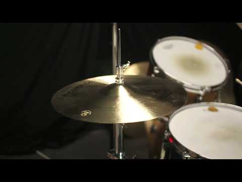 Istanbul Agop 14" Traditional Medium Hi Hats - 994g/1177g